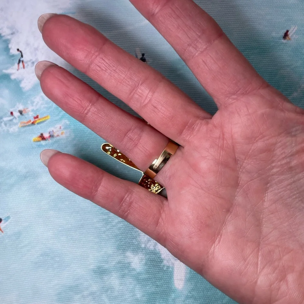 Gold Shell statement ring adjustable - Picture 3 of 5